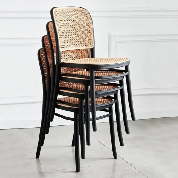 Scandinavian Plastic Dining Chair x4